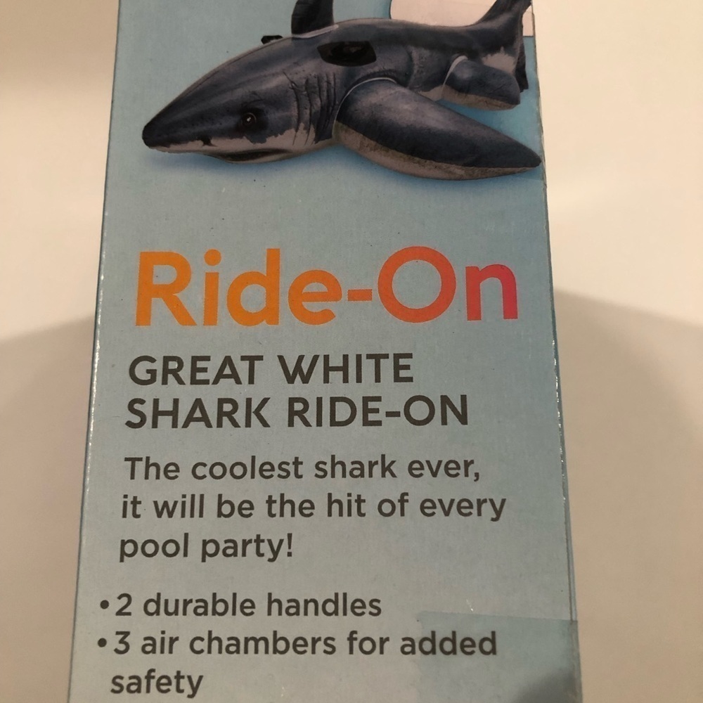 Intex / NIB / Vinyl Great Shark Ride-On Inflatable Pool Float - Picture 4 of 7